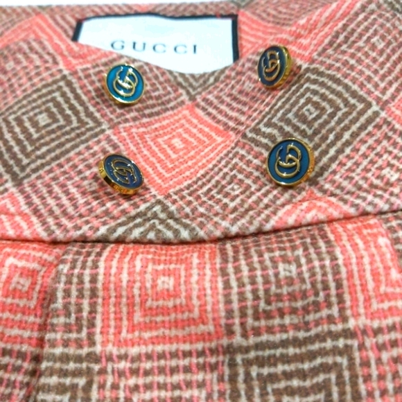 SOLD GUCCI Ladies Miniskirt With Pockets - Picture 3 of 3